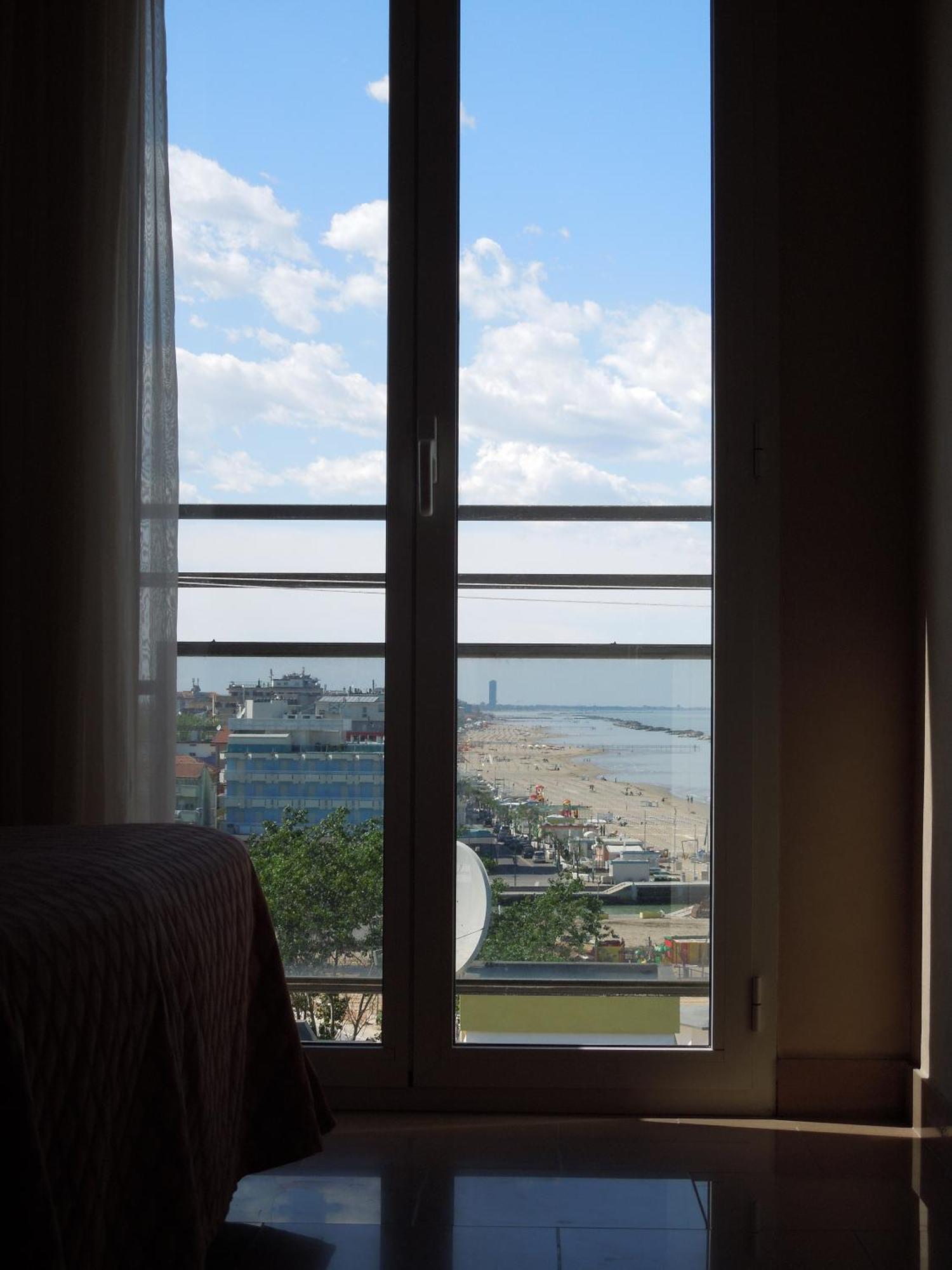 Hotel Mondial Bellaria-Igea Marina Bagian luar foto